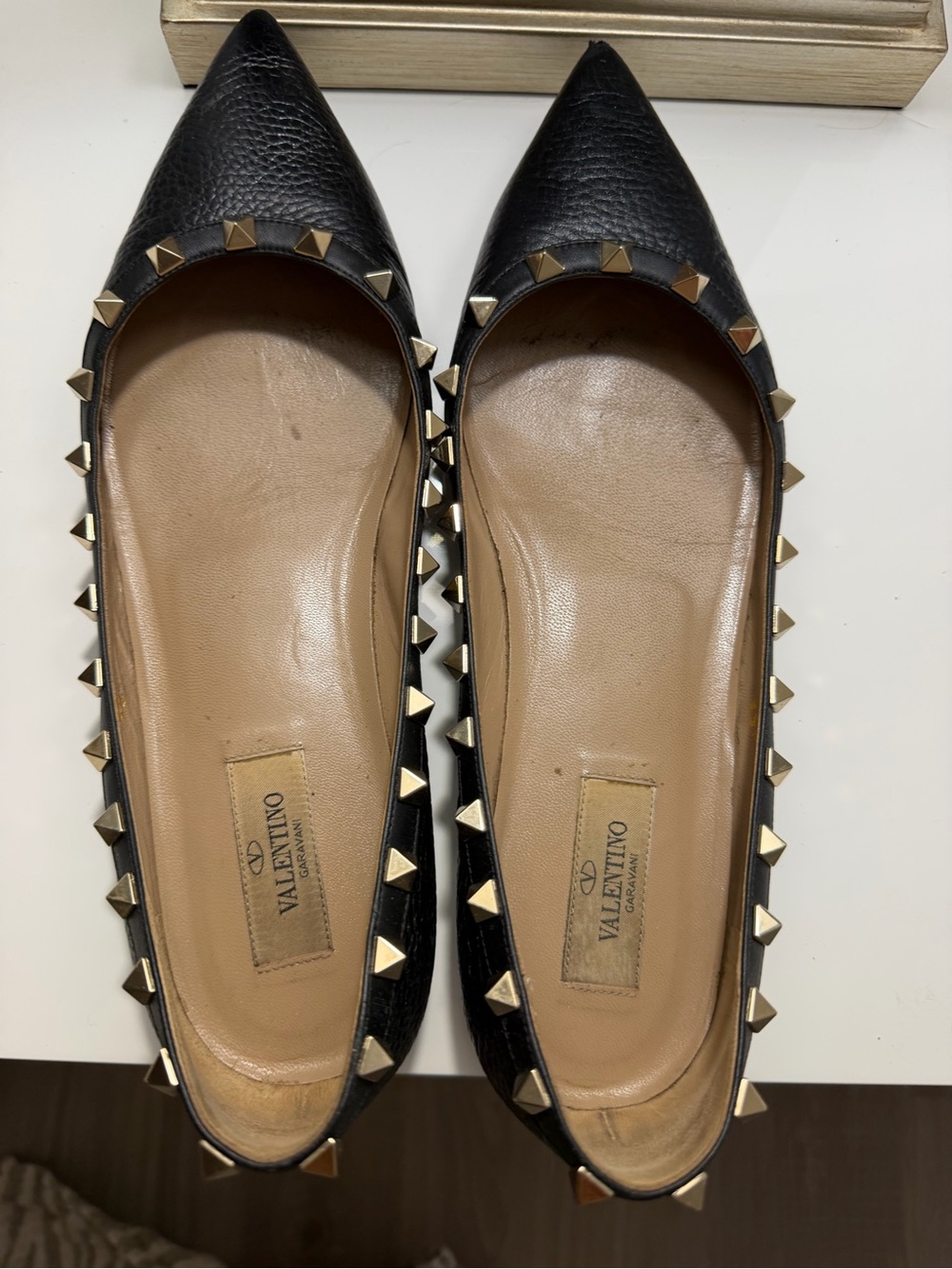 Valentino Black Leather Pointed Rockstud Flats